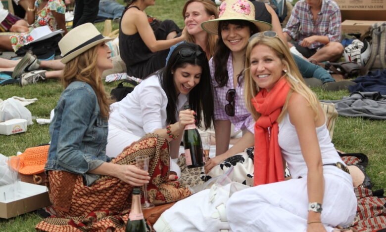 what to wear to the polo