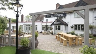 three horseshoes norton